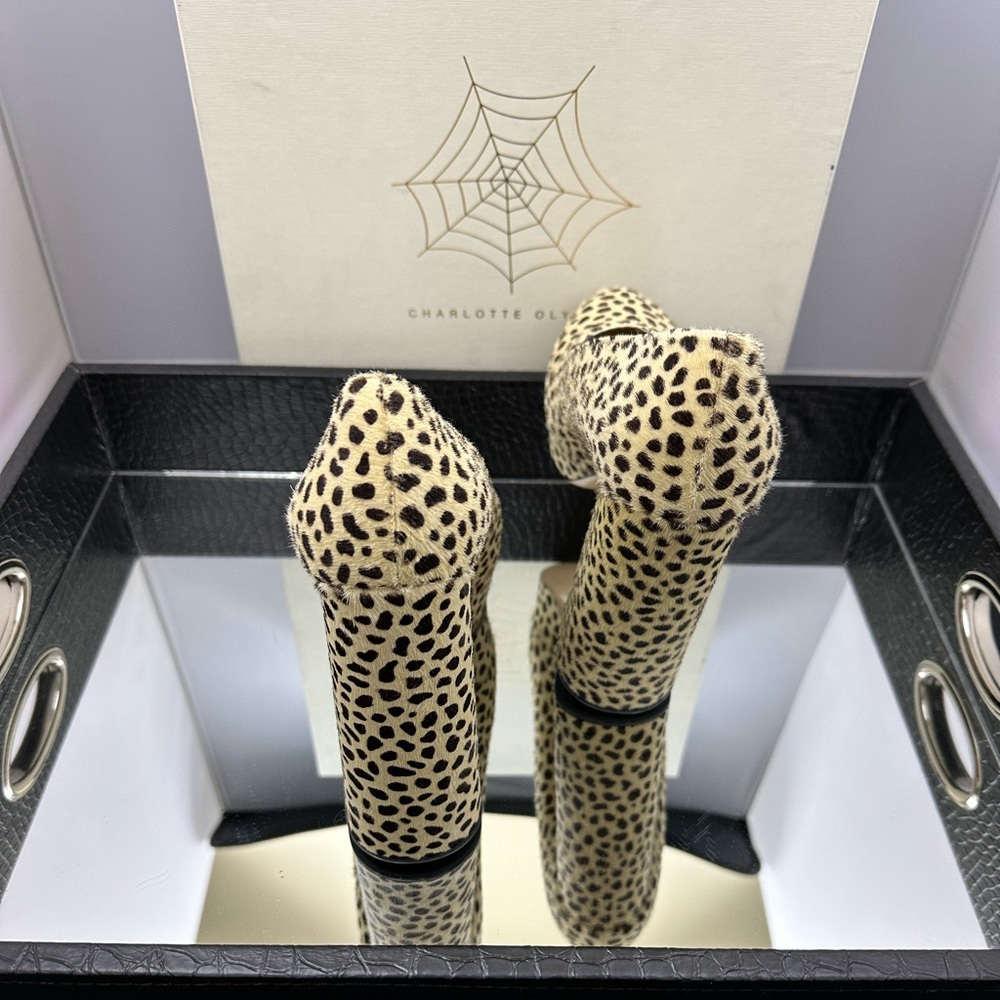 🎉🥂 HP 🥂🎉 CHARLOTTE OLYMPIA ALIX CHEETAH PUMPS - Picture 4 of 10
